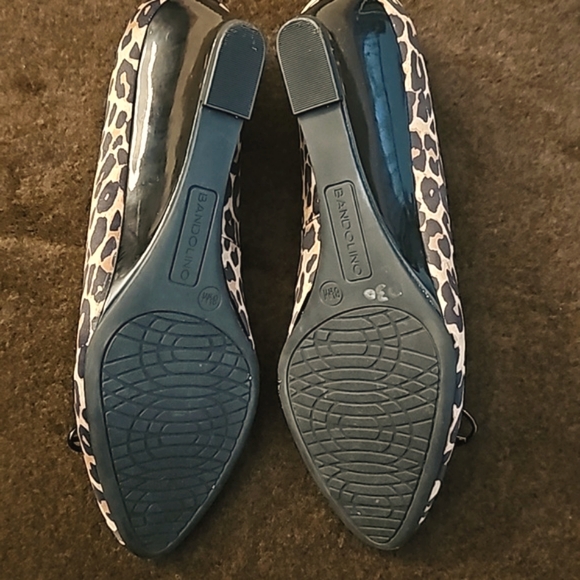 Bandalino Animal Print Wedges - Picture 15 of 16